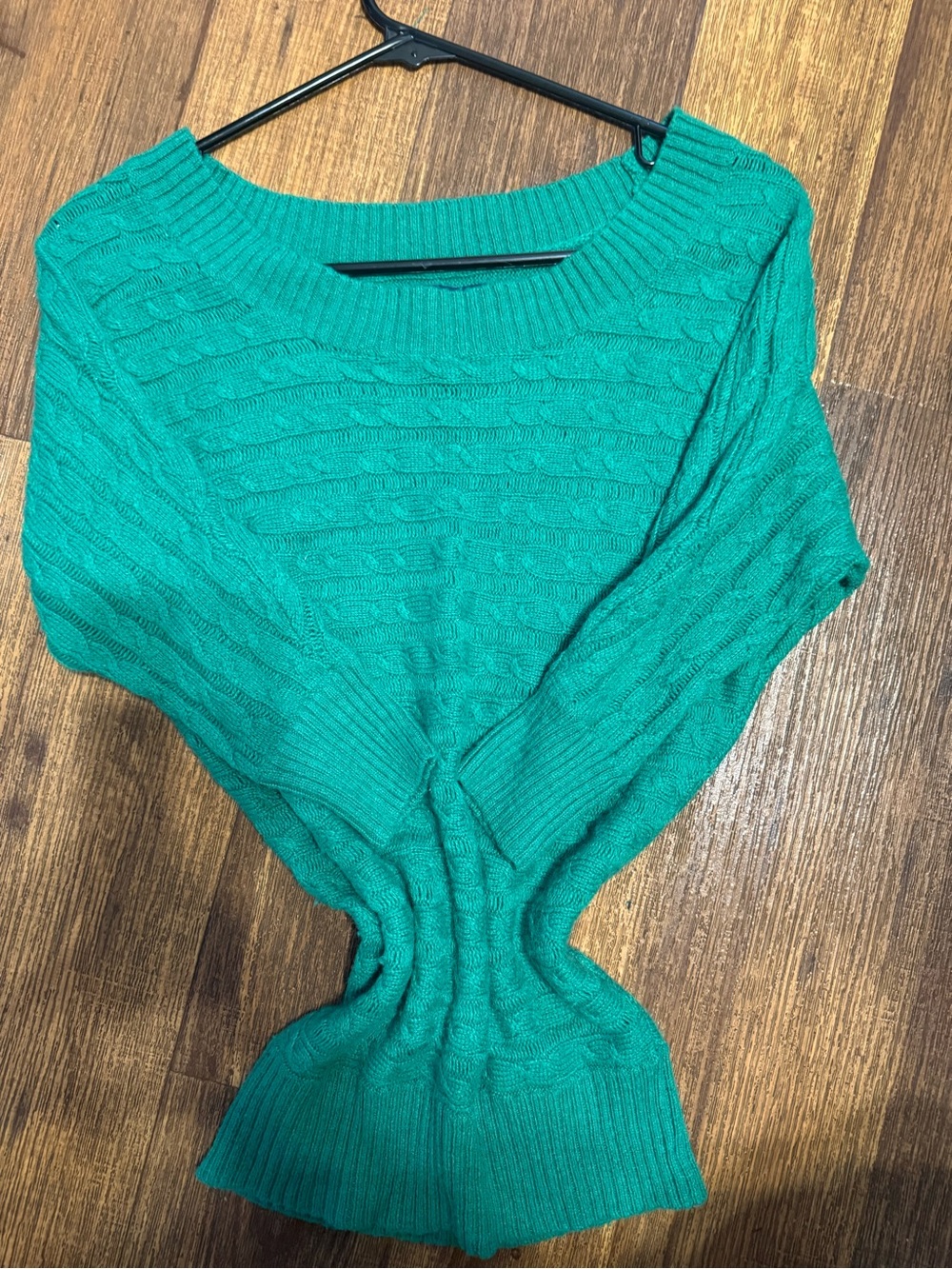 American eagle outfitters true vintage y2k soft luxury cable knit